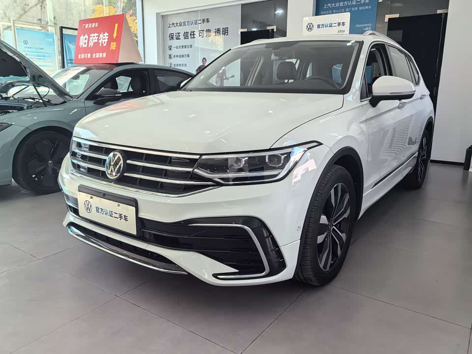 Volkswagen Tiguan L