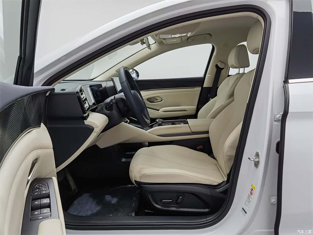 BYD Qin, 2024 10
