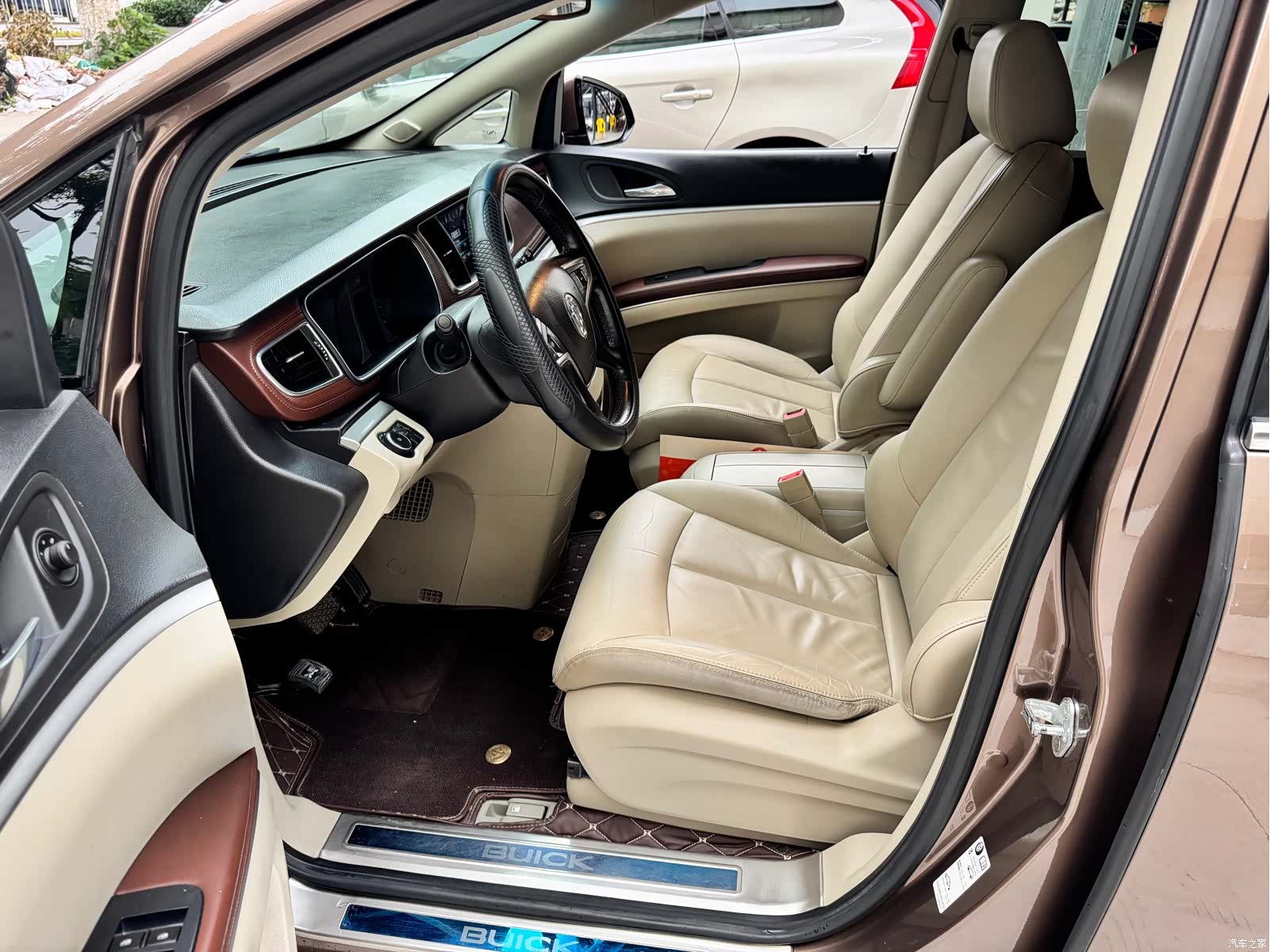 Buick GL8, 2019 9