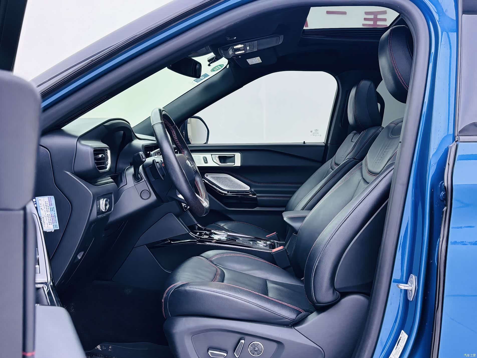 Ford Explorer, 2020 10