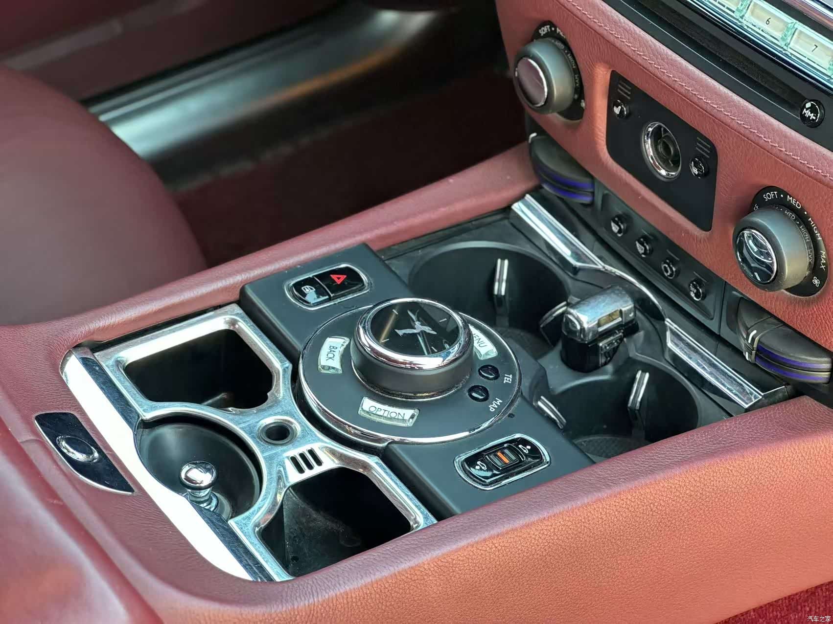 Rolls-Royce Ghost, 2013 8