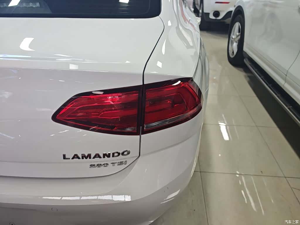Volkswagen Lamando, 2017 8