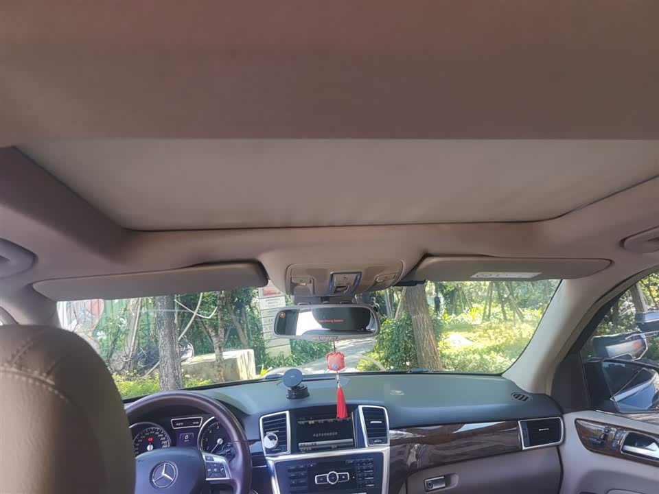 Mercedes-Benz M class