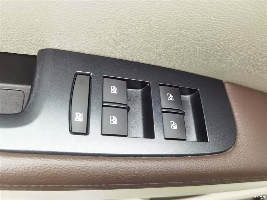 Buick GL8, 2024 9