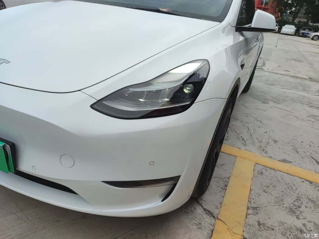 Tesla Model Y, 2022 24