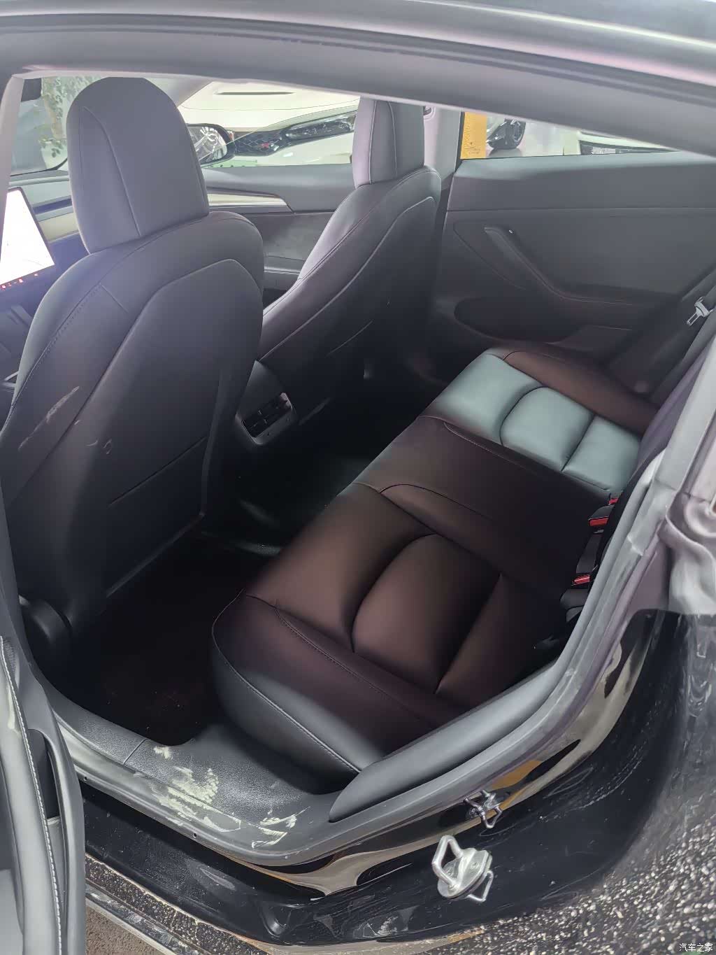 Tesla Model 3, 2021 6