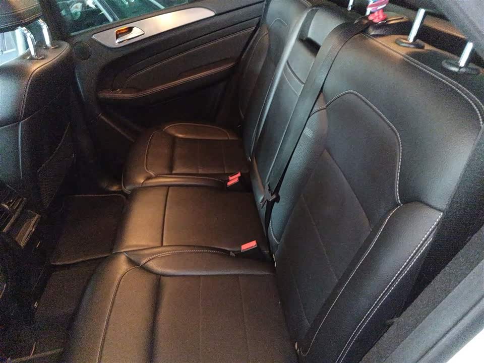 Mercedes-Benz M class