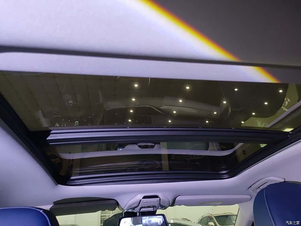 Geely Preface, 2022 18