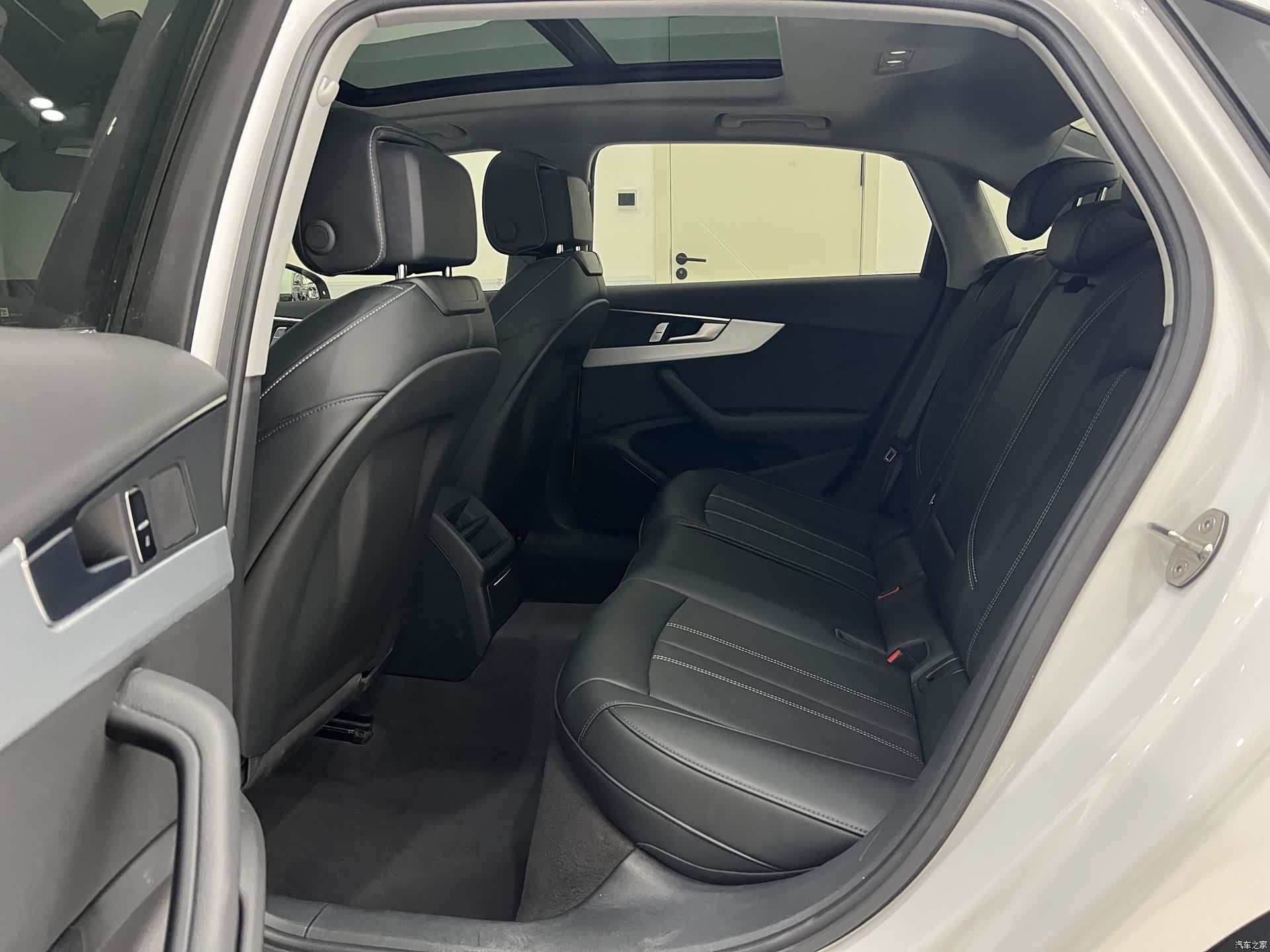 Audi A4L, 2024 13