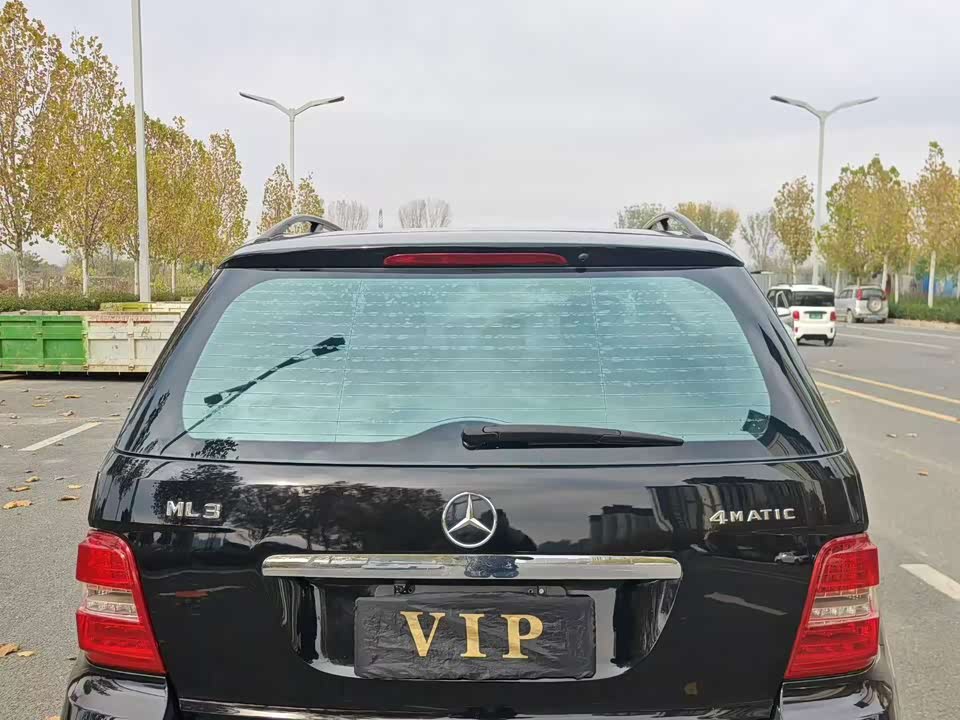 Mercedes-Benz M class