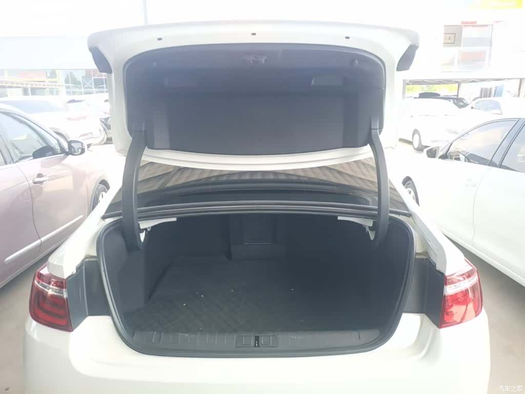Citroen C6, 2023 19