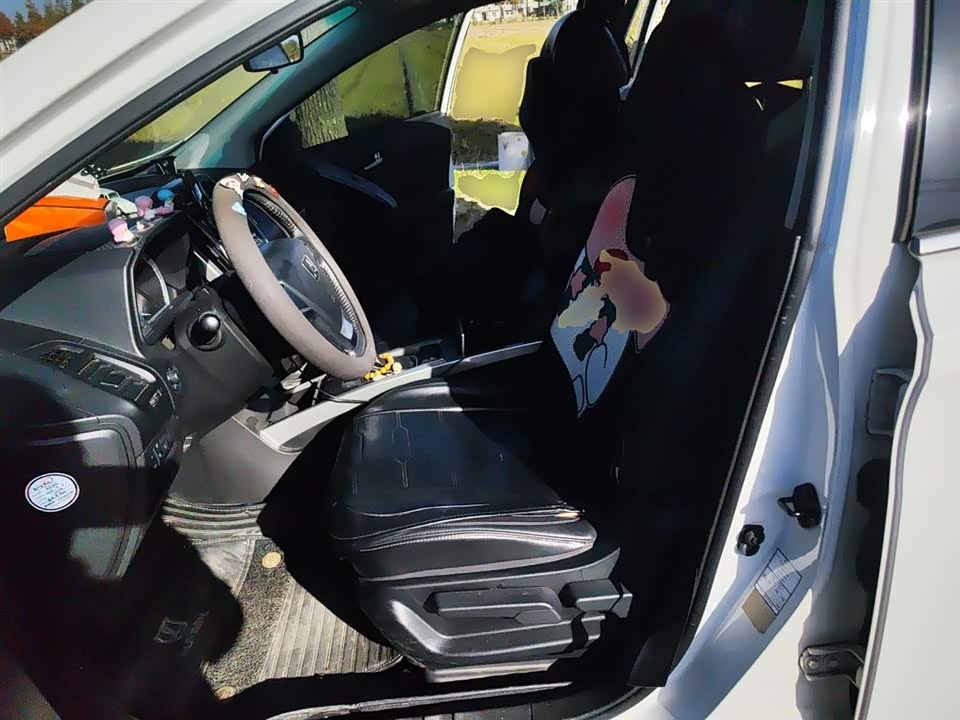 Luxgen Excellent 6 SUV