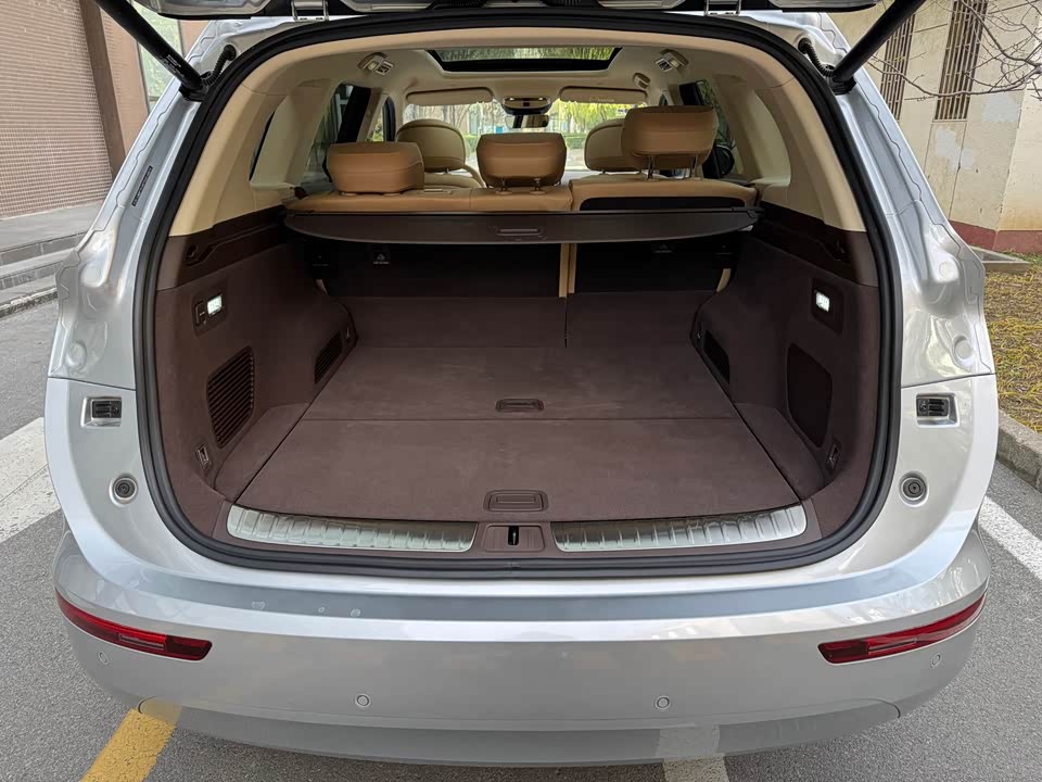 AITO Ask the world M7