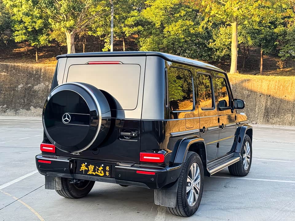 Mercedes-Benz G-class