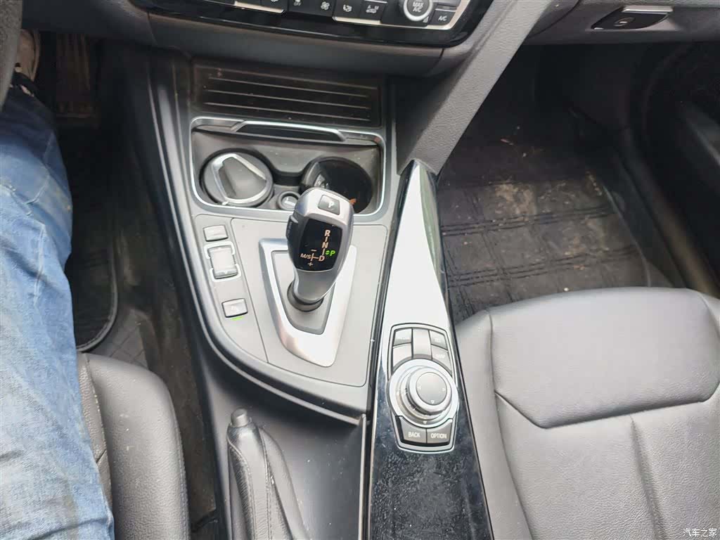 BMW 3 Series, 2016 14
