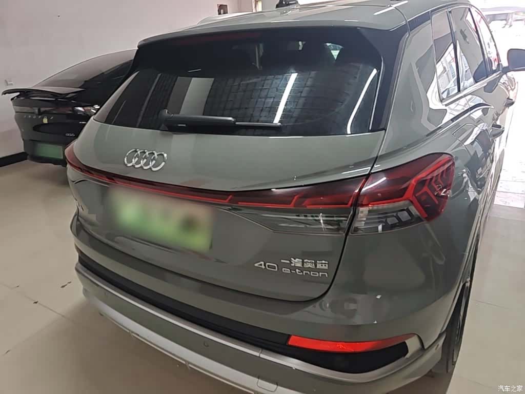 Audi Q4 e-tron, 2023 6