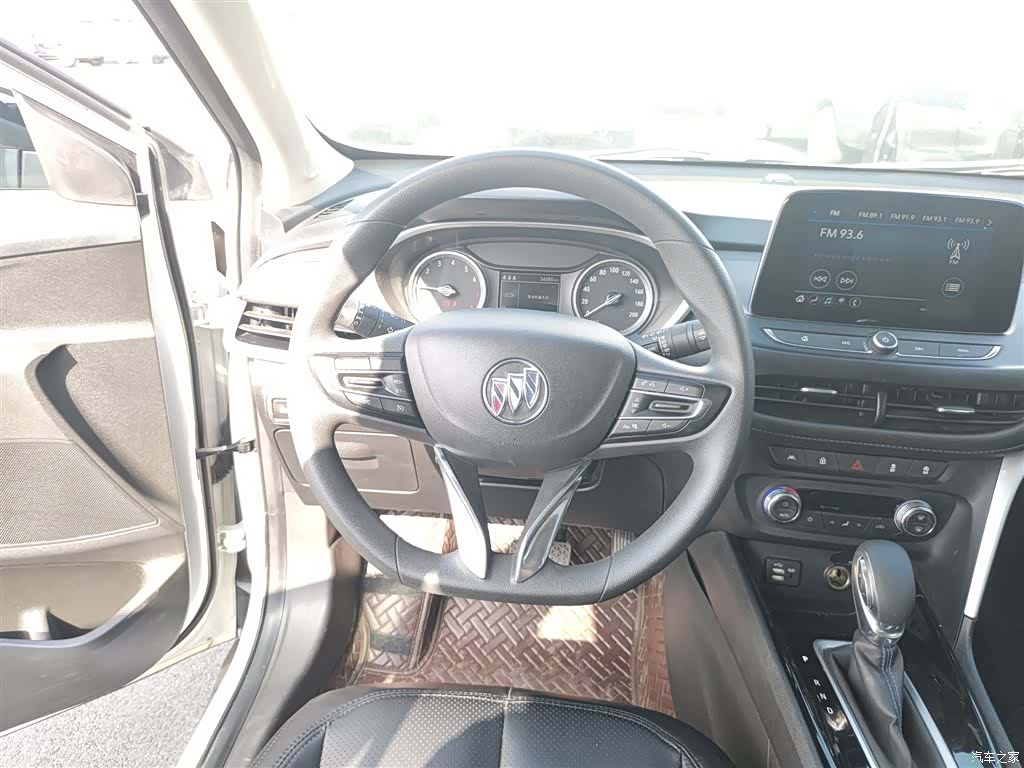 Buick Encore, 2022 7