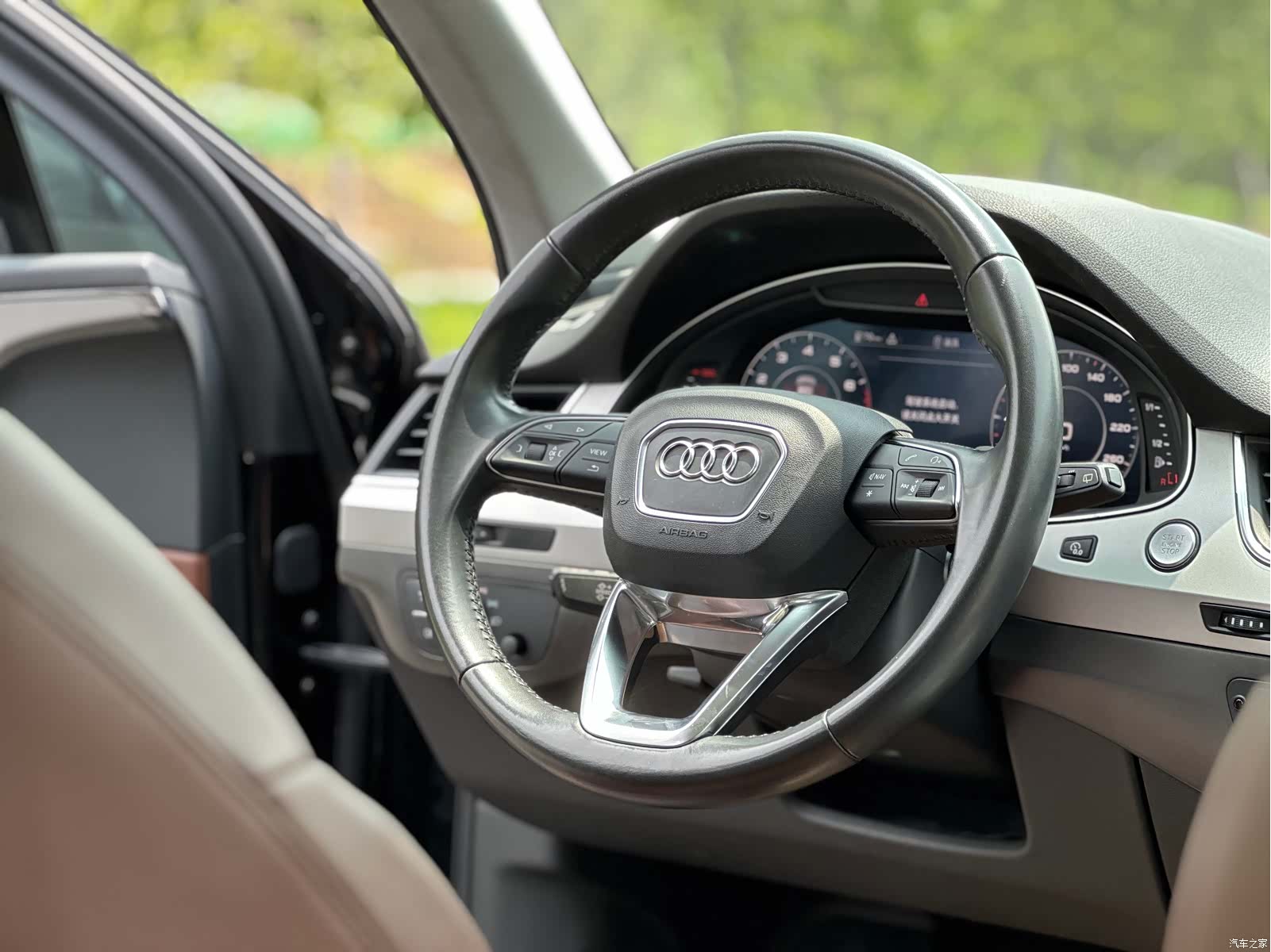 Audi Q7, 2017 все фото