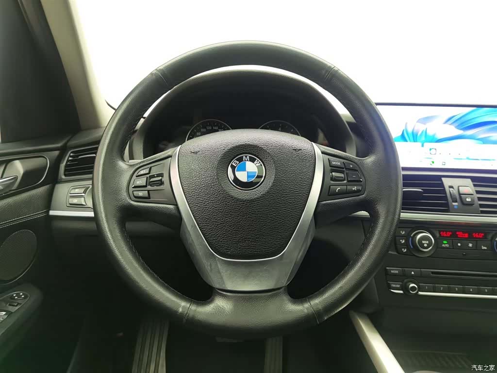 BMW X3, 2012 11