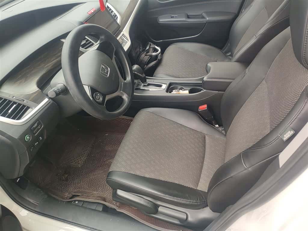 Honda Jade, 2018 15