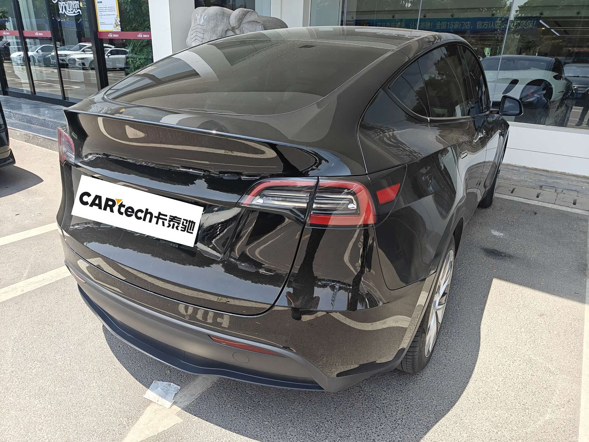 Tesla Model Y, 2023 все фото