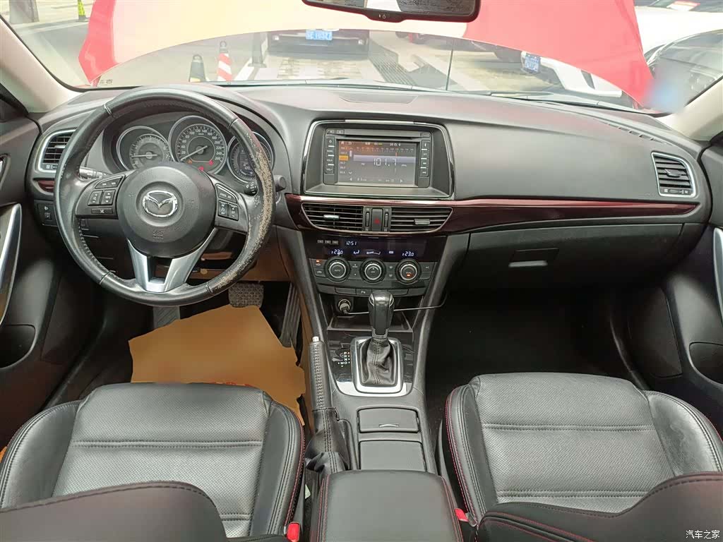 Mazda Atenza, 2015 6