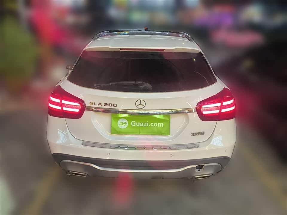 Mercedes-Benz GLA