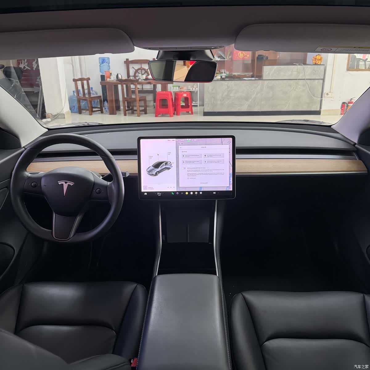 Tesla Model 3, 2020 6
