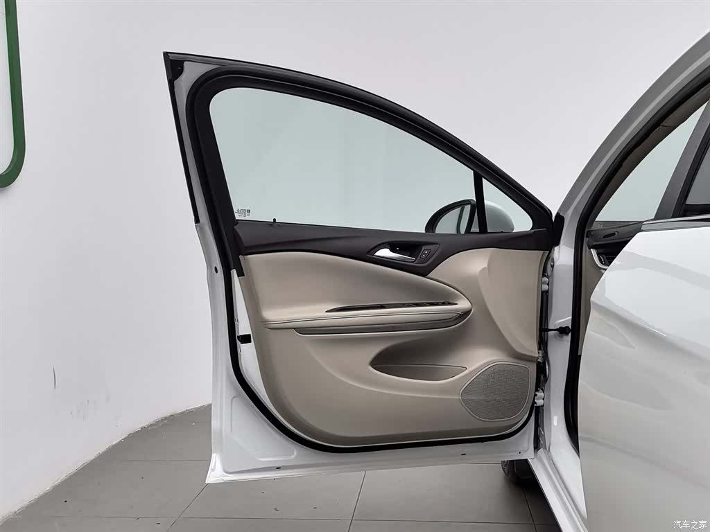 Buick Verano, 2017 8