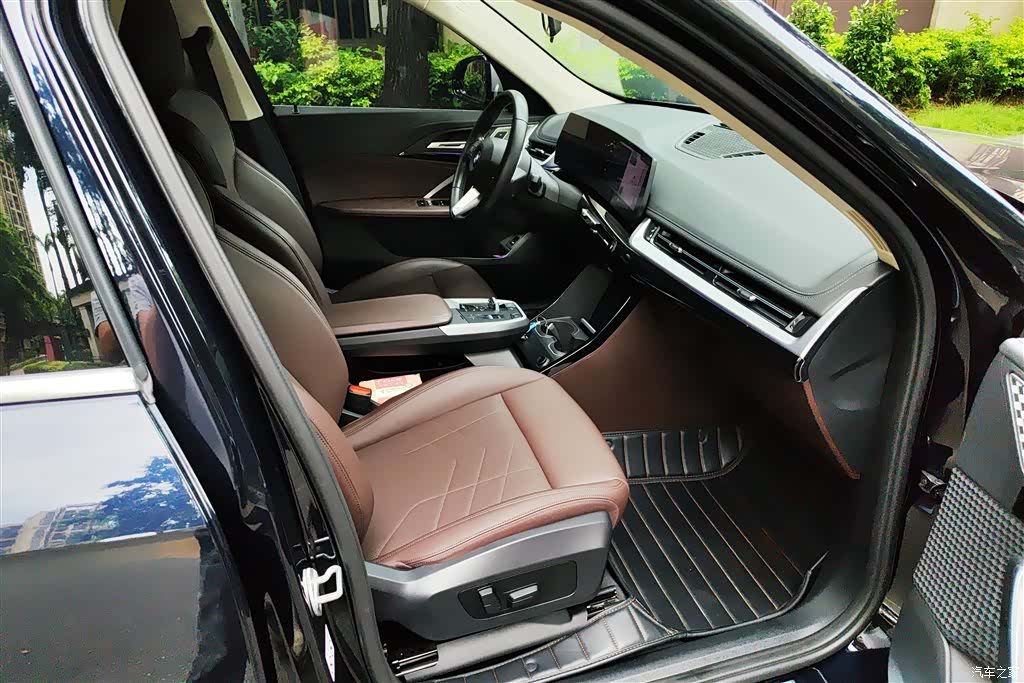 BMW X1, 2023 8