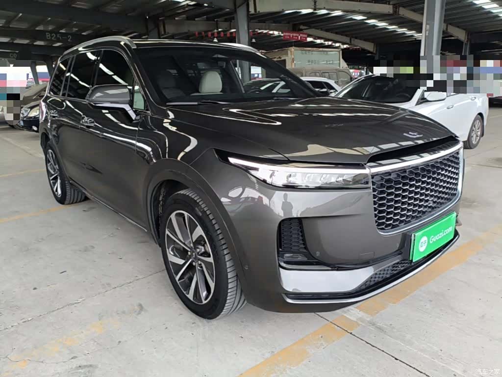 Li Auto ONE, 2022 4