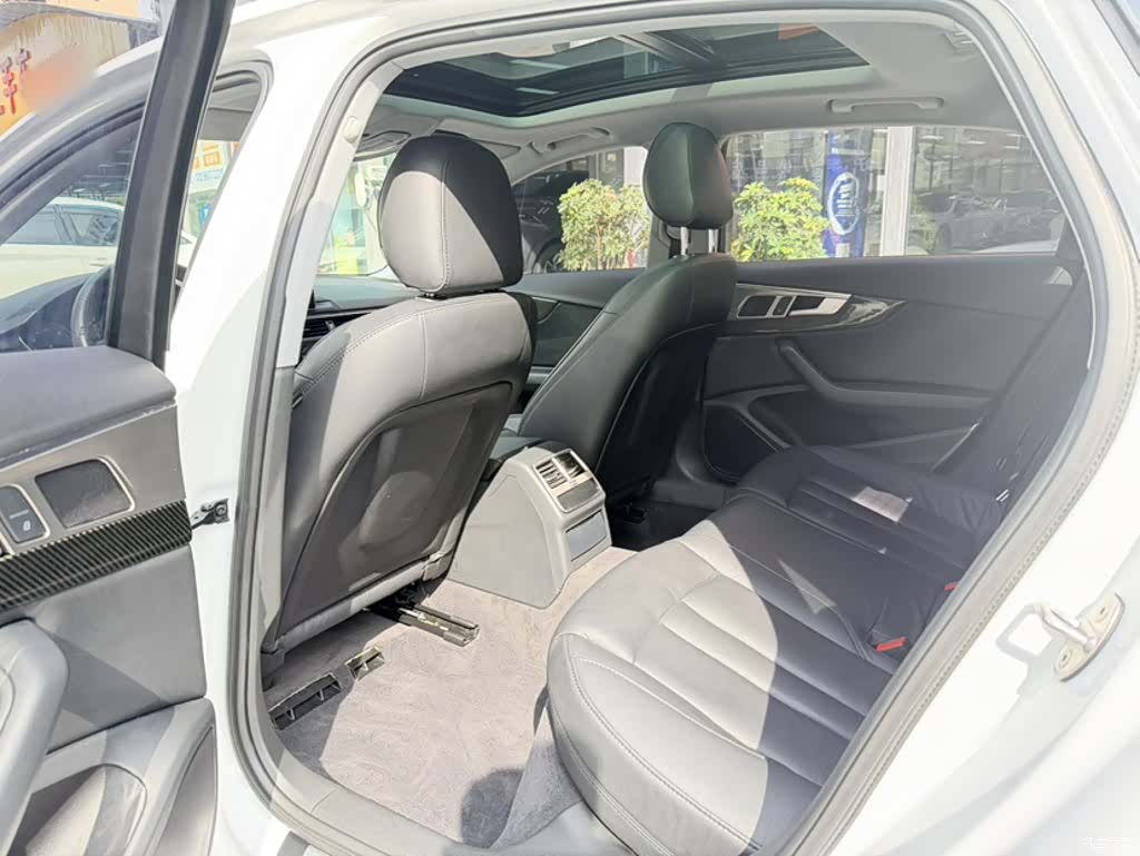 Audi A4L, 2019 10