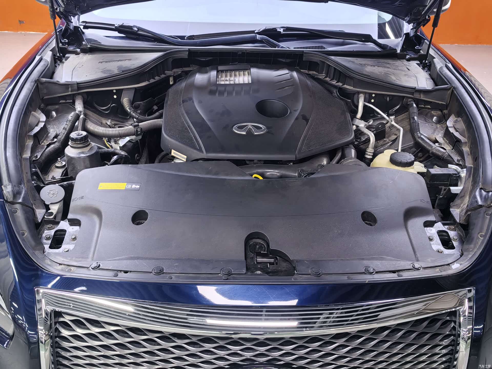Infiniti Q70, 2020 6
