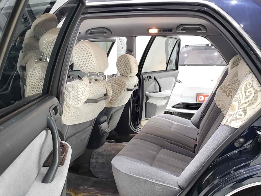 Toyota Crown 2016, фото 10