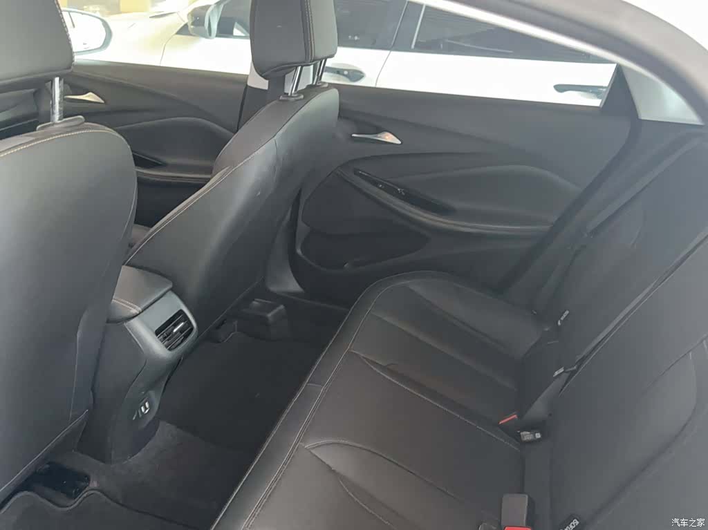 Buick Verano, 2024 4