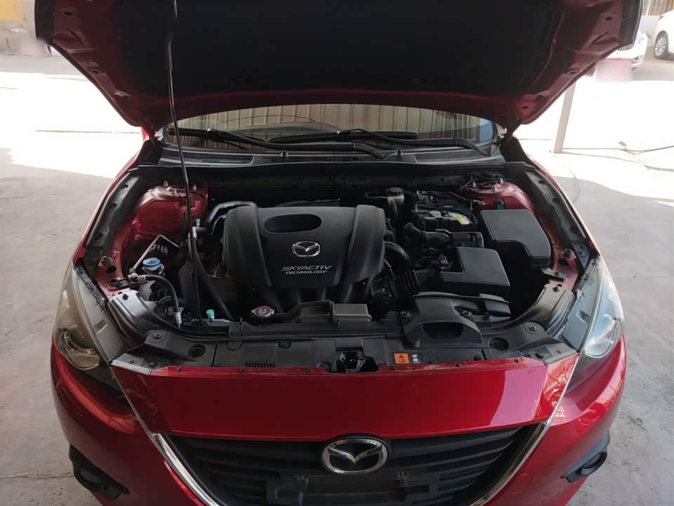Mazda 3 Angkesaila