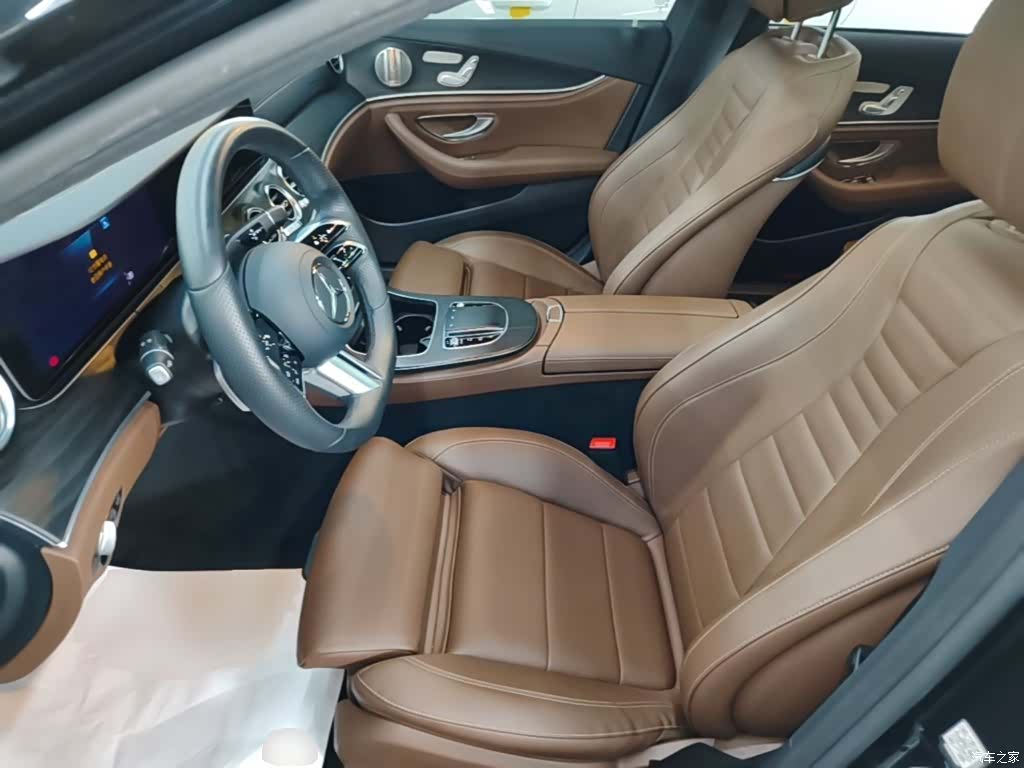 Mercedes-Benz E-Class, 2022 15
