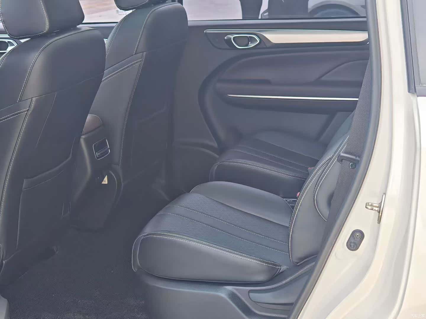 Trumpchi M6, 2023 4