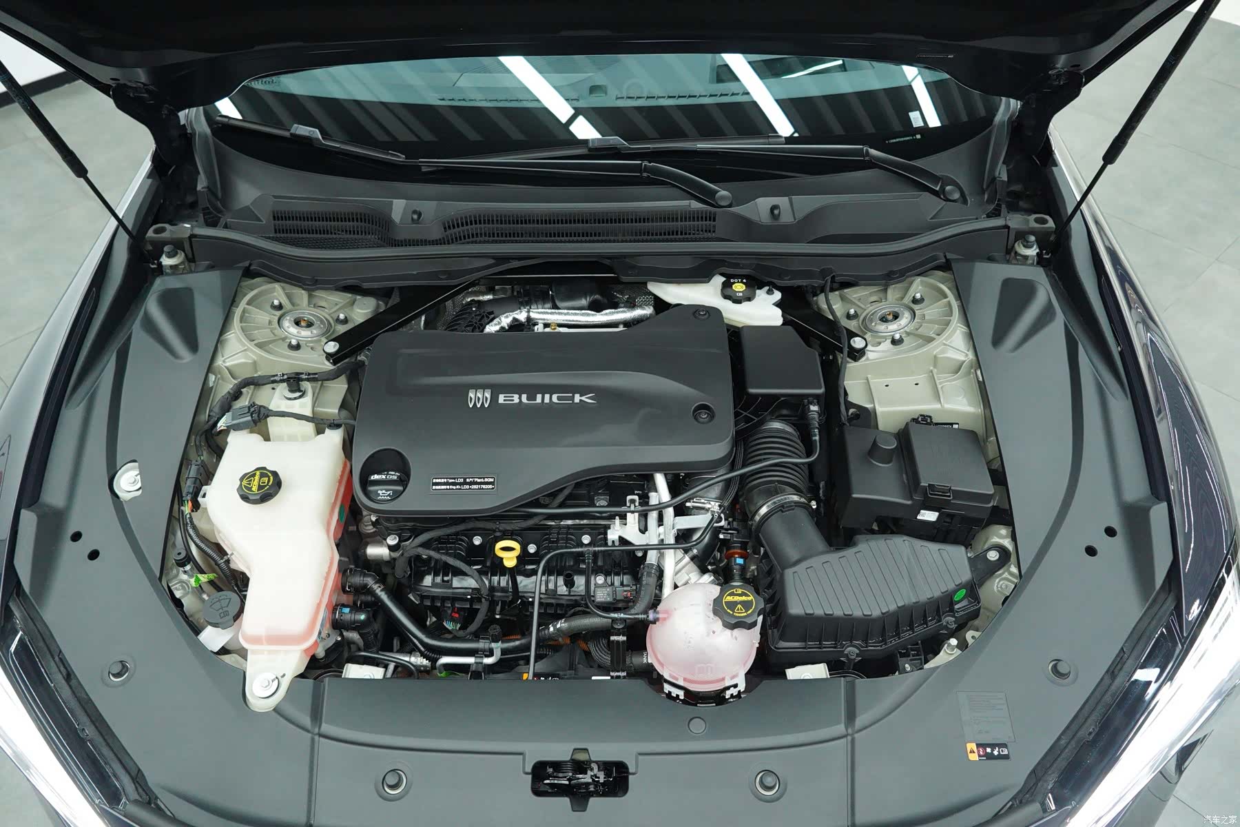 Buick L7, 2025 12