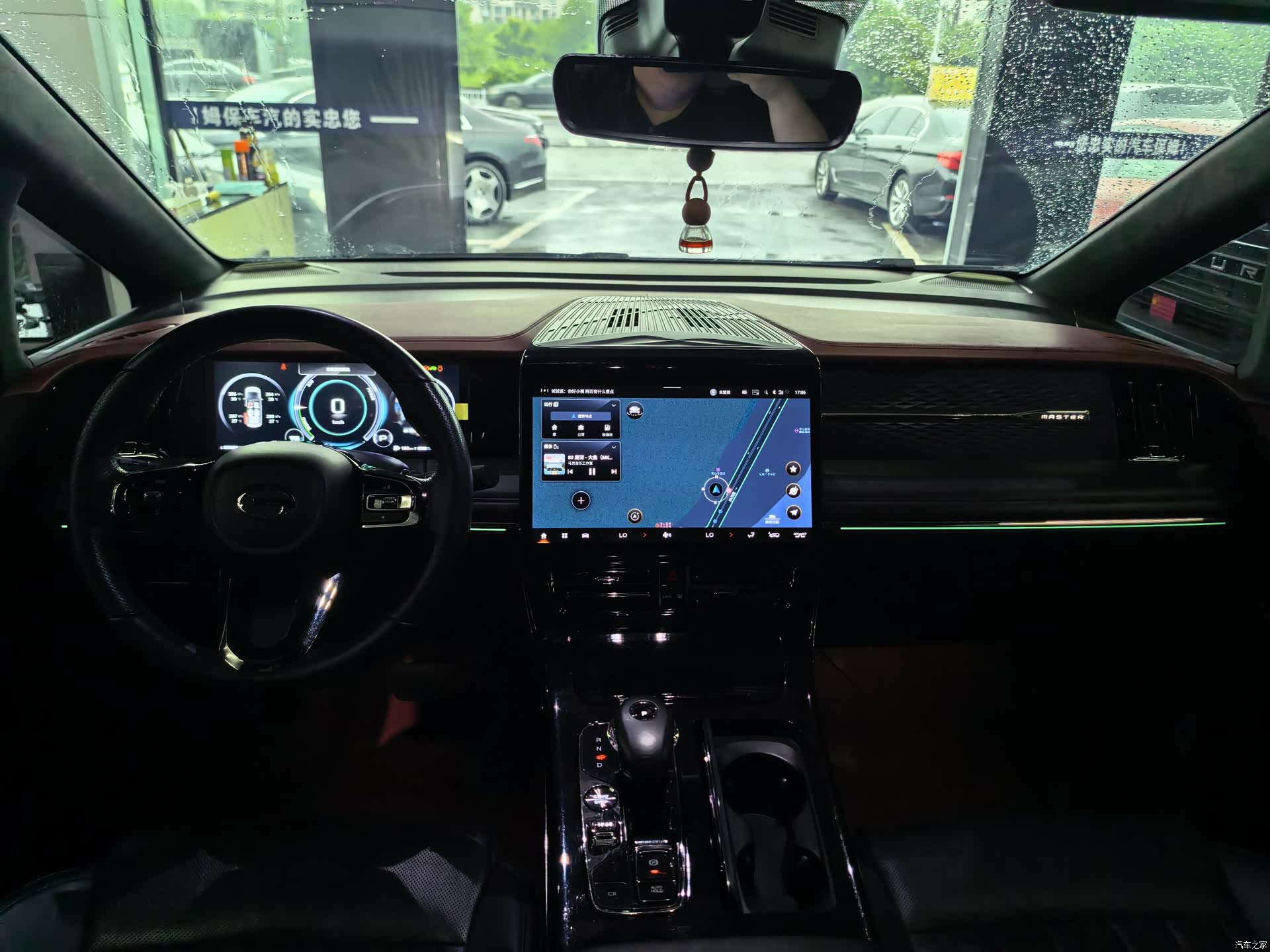 Trumpchi M8, 2023 10