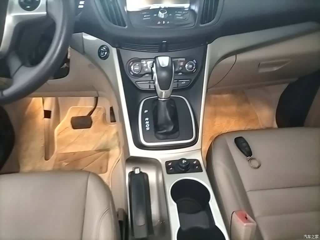 Ford Kuga, 2016 14