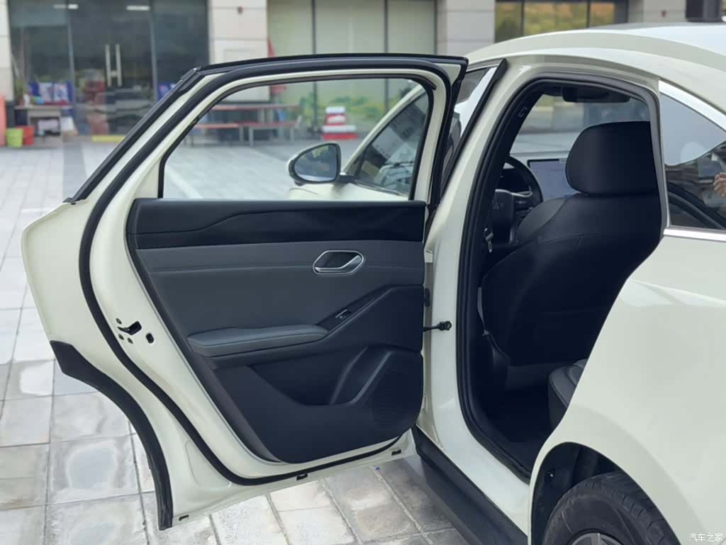 BYD Qin, 2025 24