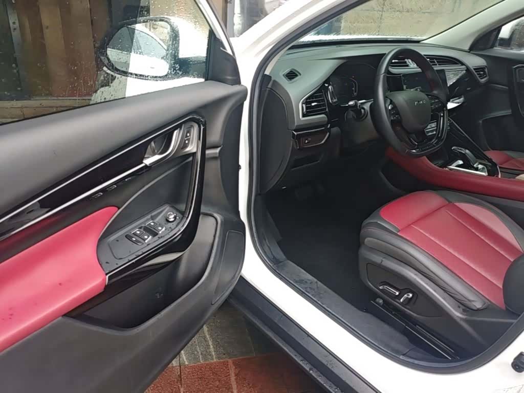 DongFeng AX7, 2022 16