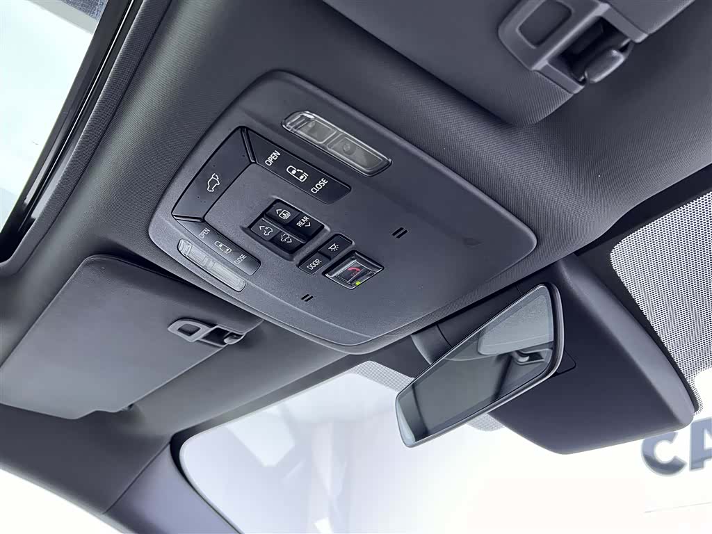 Toyota Granvia, 2024 25