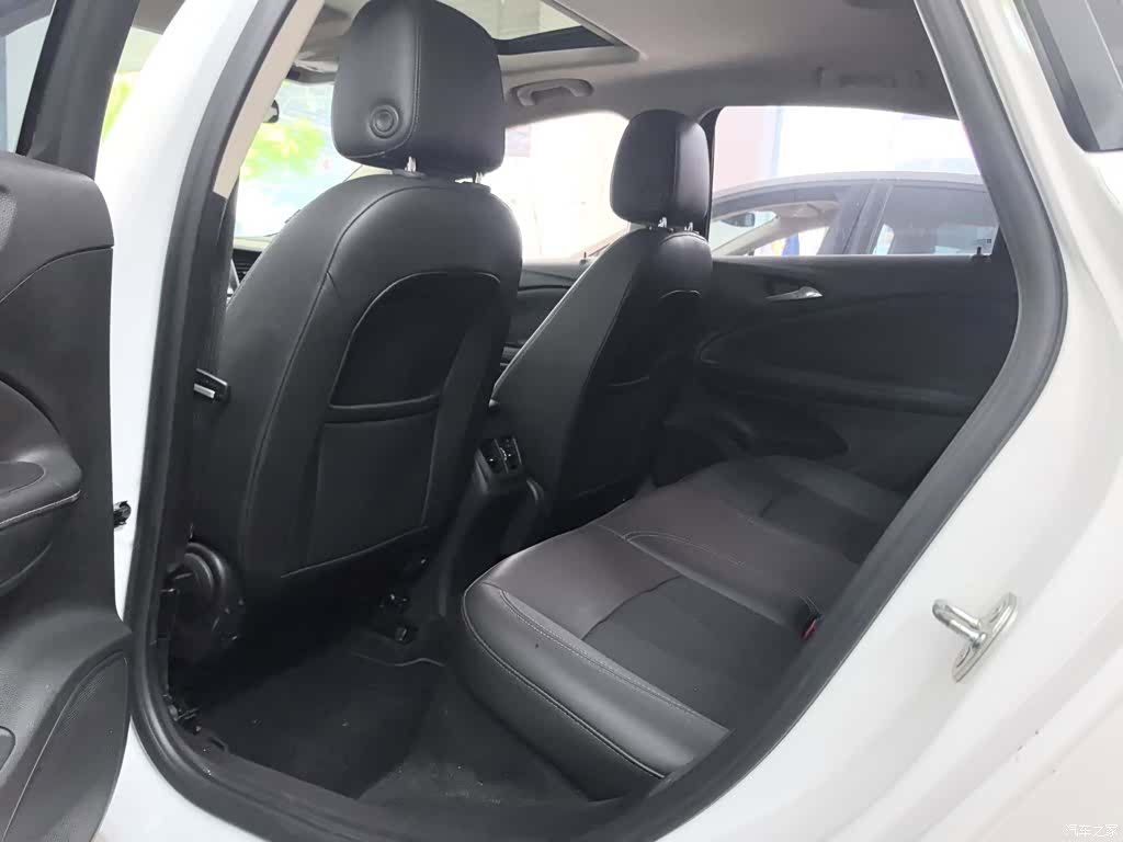 Buick Verano, 2018 16