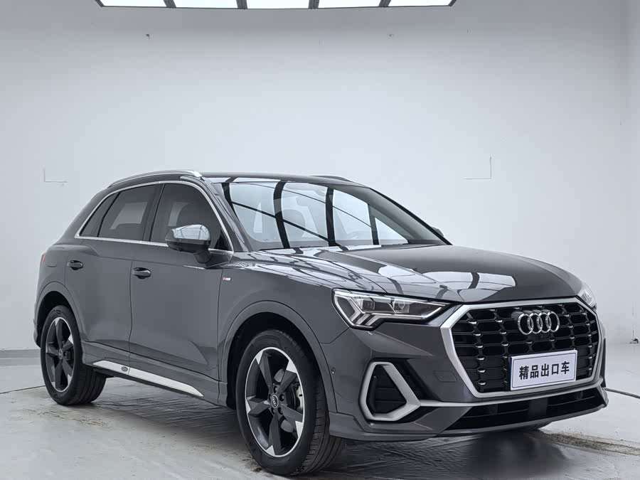 Audi Q3 2023, фото 3