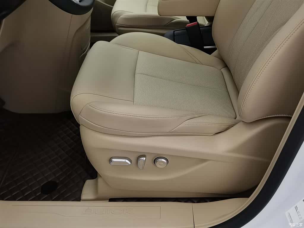 Buick GL8, 2025 20