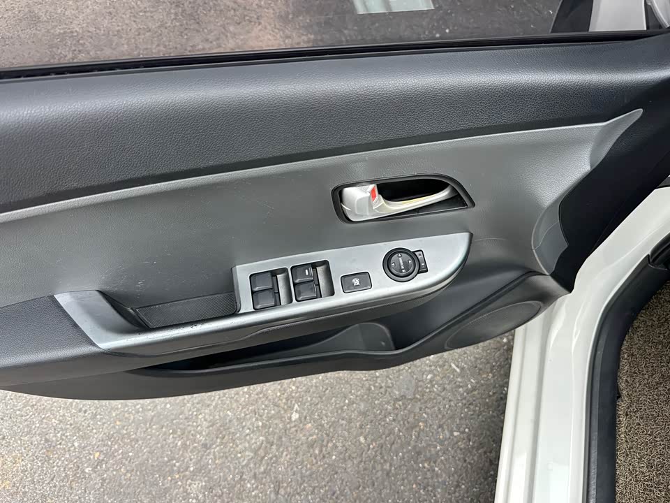 Kia K2 Kia K2