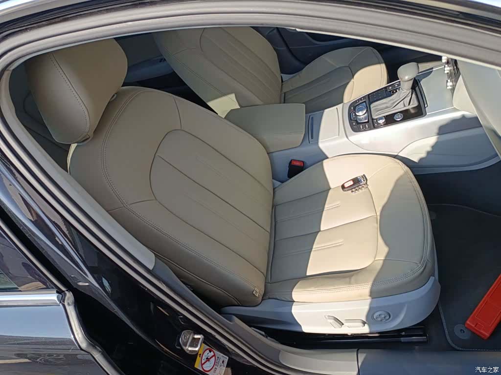 Audi A6L, 2015 22