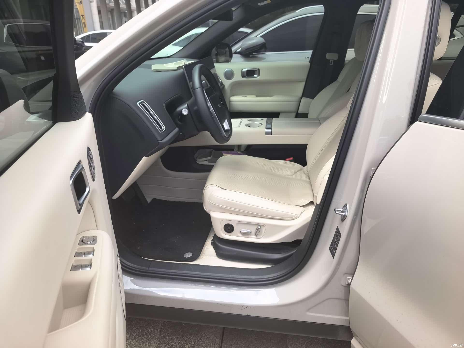 Li Auto L6, 2025 6
